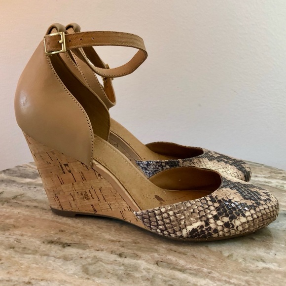 clarks snakeskin wedges